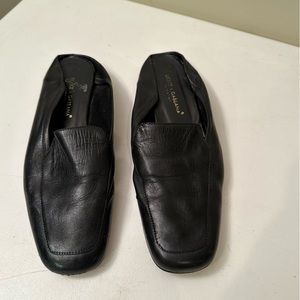 DOLCE & CABBANA vintage women’s black leather sift leather slip on sandals